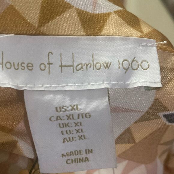 NWT House of Harlow 1960 Womens Neutral Geometric Print Satin Button-Down Blouse - Picture 4 of 10